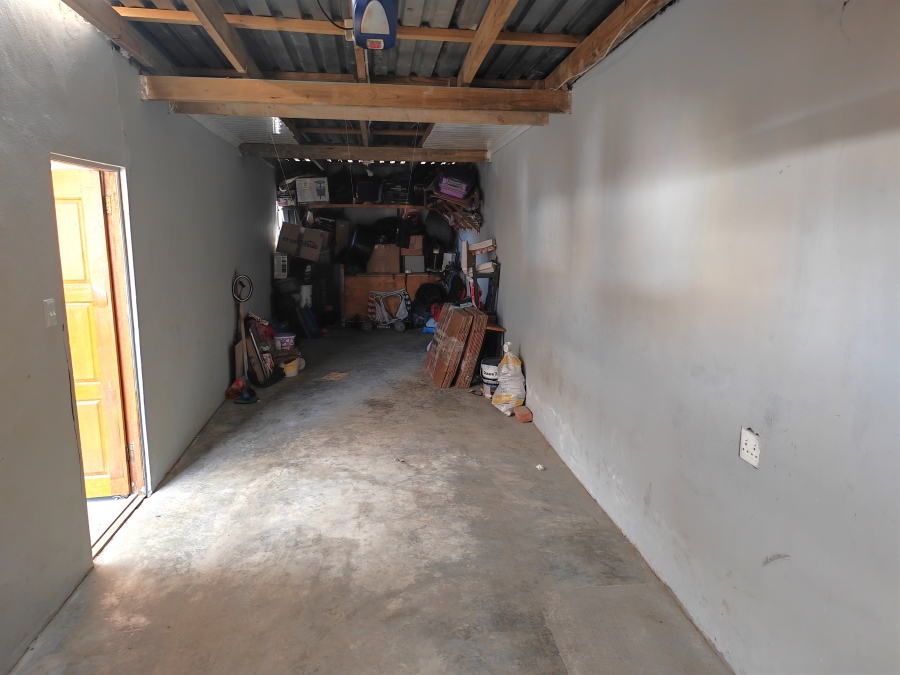 3 Bedroom Property for Sale in Nomzamo Western Cape